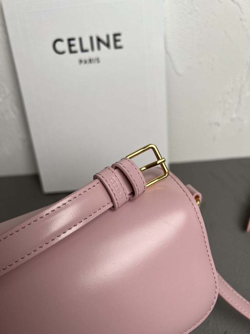 Ce1i*e triomphe bags